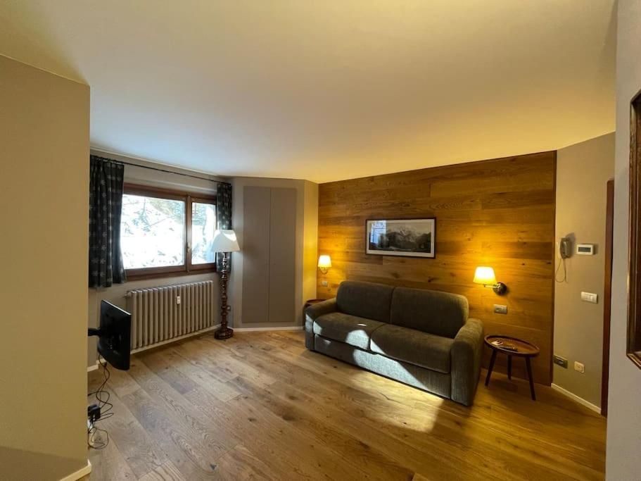 Appartement Raffinato Ed Accogliente Monolocale Di Montagna à Breuil-Cervinia Extérieur photo